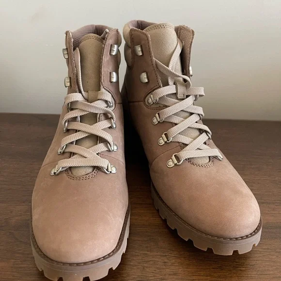 Timberland Ellendale Dusty Mid Top Lace Up Outdoor Hiking Boots Womens Sz 9.5 - Picture 2 of 9